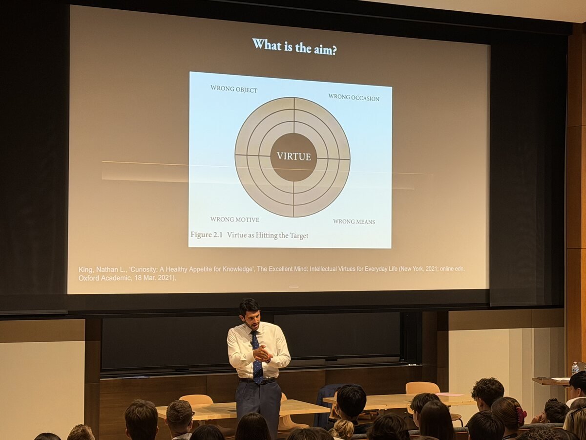 Christian Carmody speaking at the Oxford Royale Summer Program at Yale